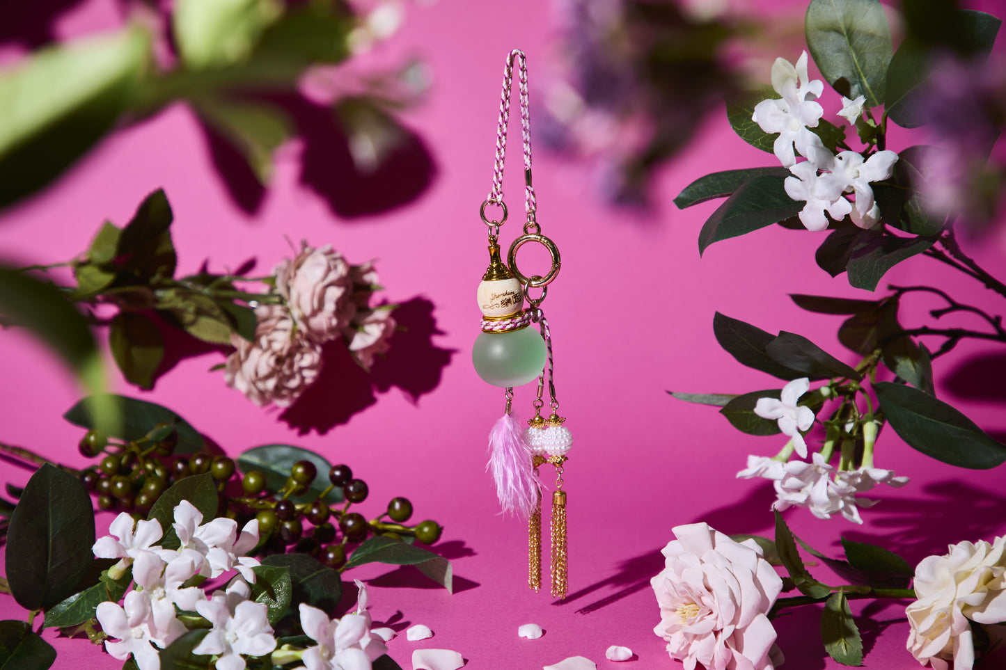 小楽園 × 明星花露水　瓢箪聖水ボトル（pearl tassel）